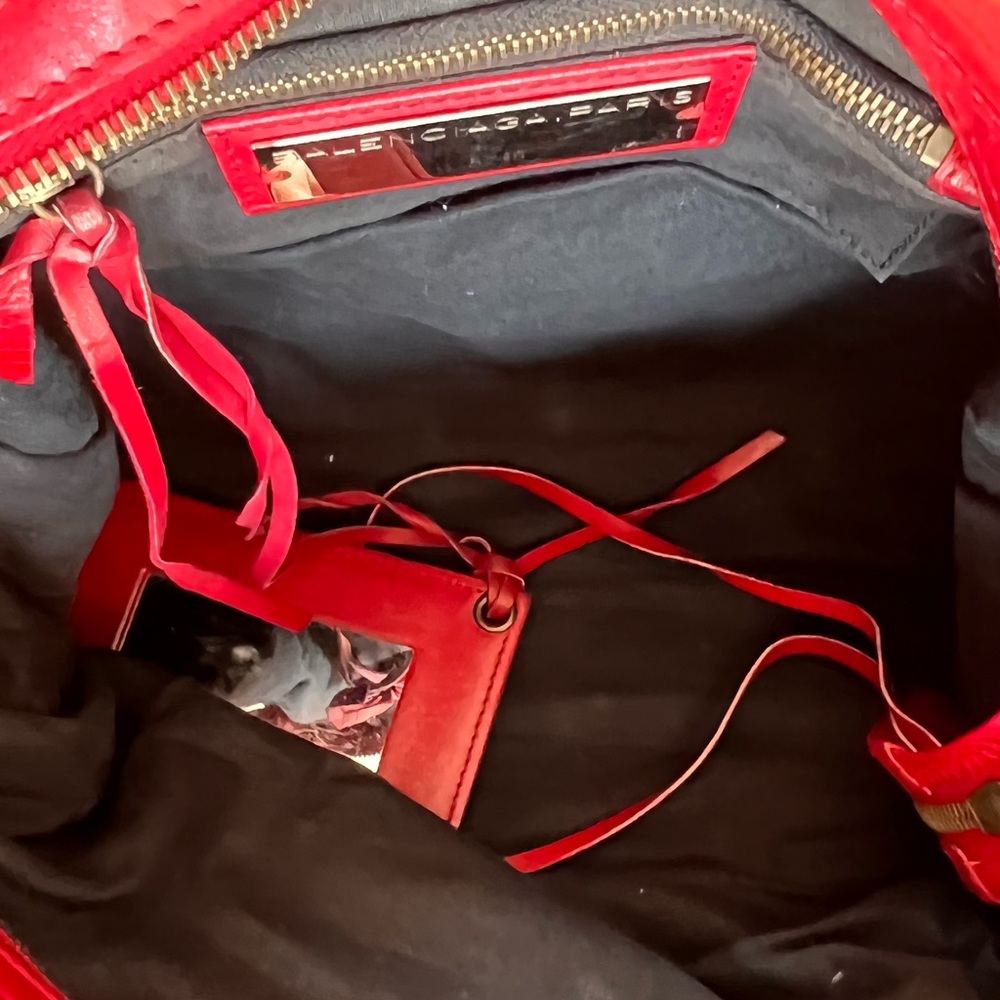 Balenciaga shoulder bag. Authentic - Picture 9 of 13